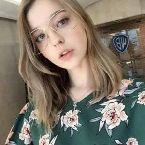 Meet your Posher, Fields